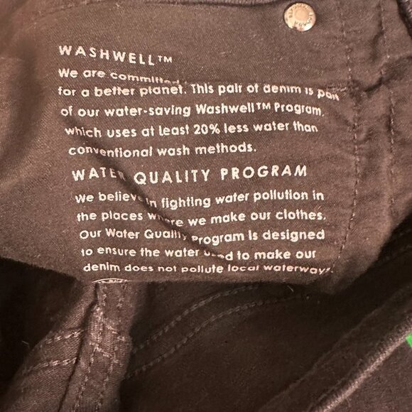 BANANA REPUBLIC Premium Denim Women's Black Washwell Mid-Rise Skinny Jean 26 - Picture 3 of 9